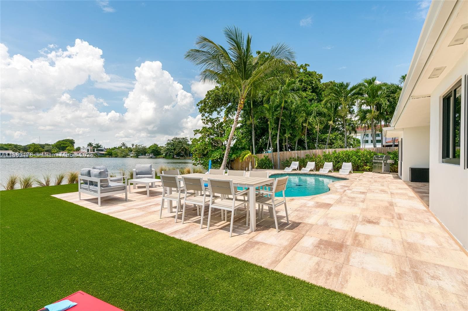21230 NE 25th Ct, Miami FL 33180 — 42