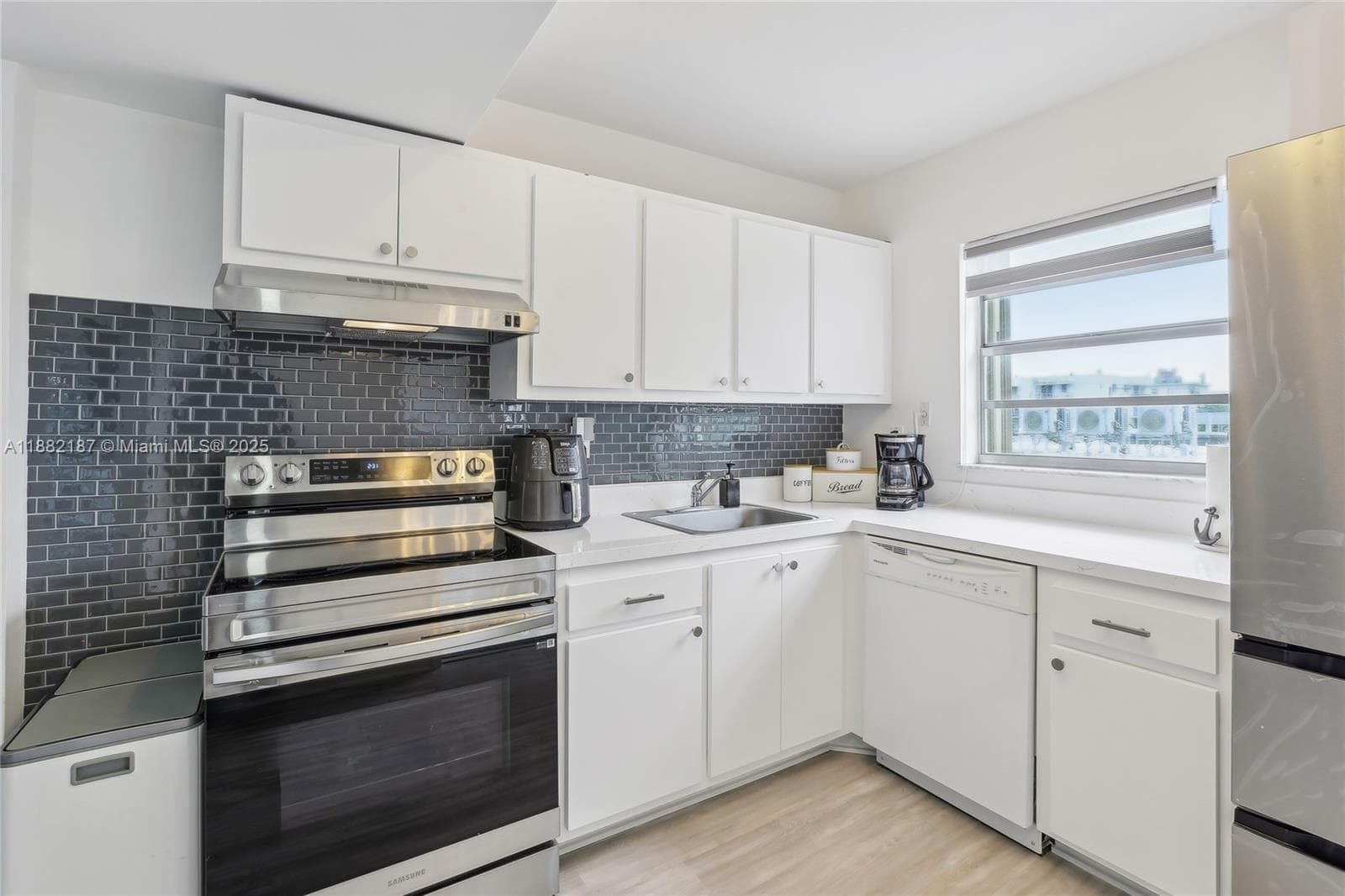 1345 West Avenue # 304, Miami Beach FL 33139 — 2
