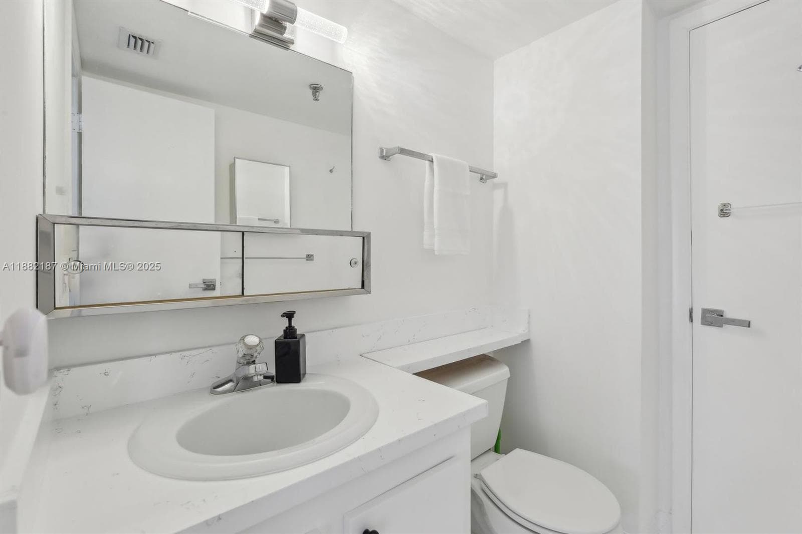 1345 West Avenue # 304, Miami Beach FL 33139 — 16