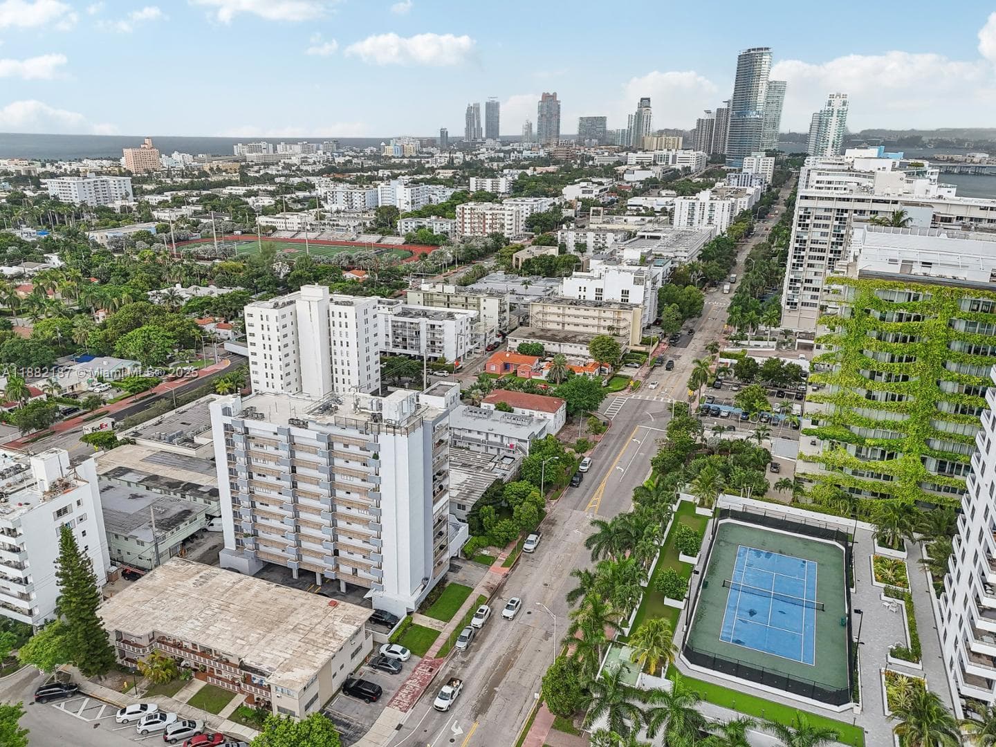 1345 West Avenue # 304, Miami Beach FL 33139 — 30