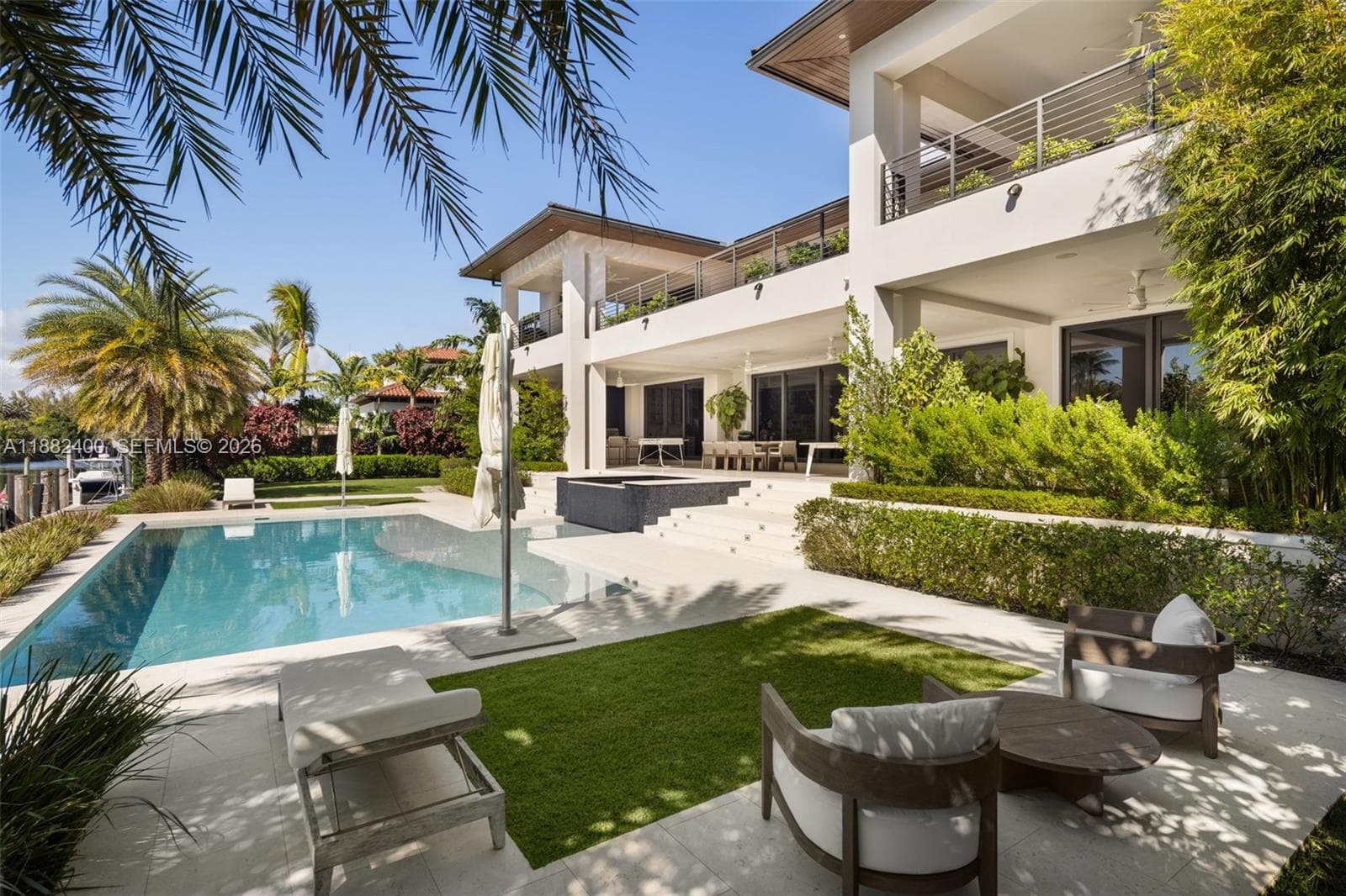 9360 Balada St, Coral Gables FL 33156 — 25