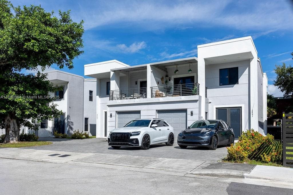 2061 Washington Ave # 4, Opa-Locka FL 33054 — 1