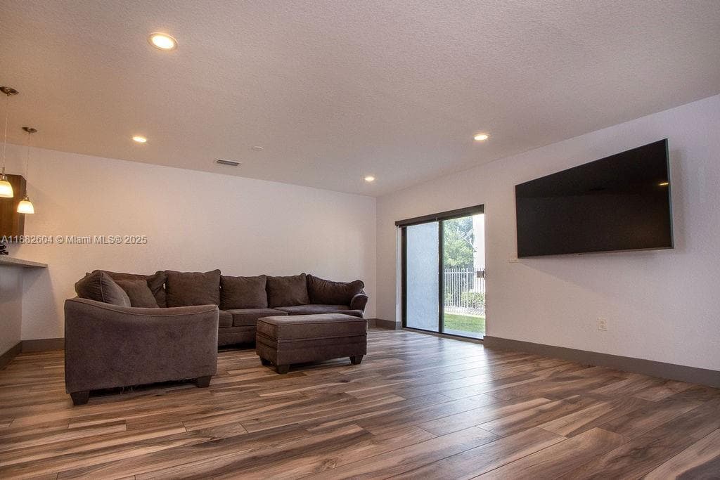 2061 Washington Ave # 4, Opa-Locka FL 33054 — 5