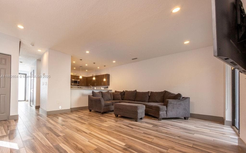 2061 Washington Ave # 4, Opa-Locka FL 33054 — 4