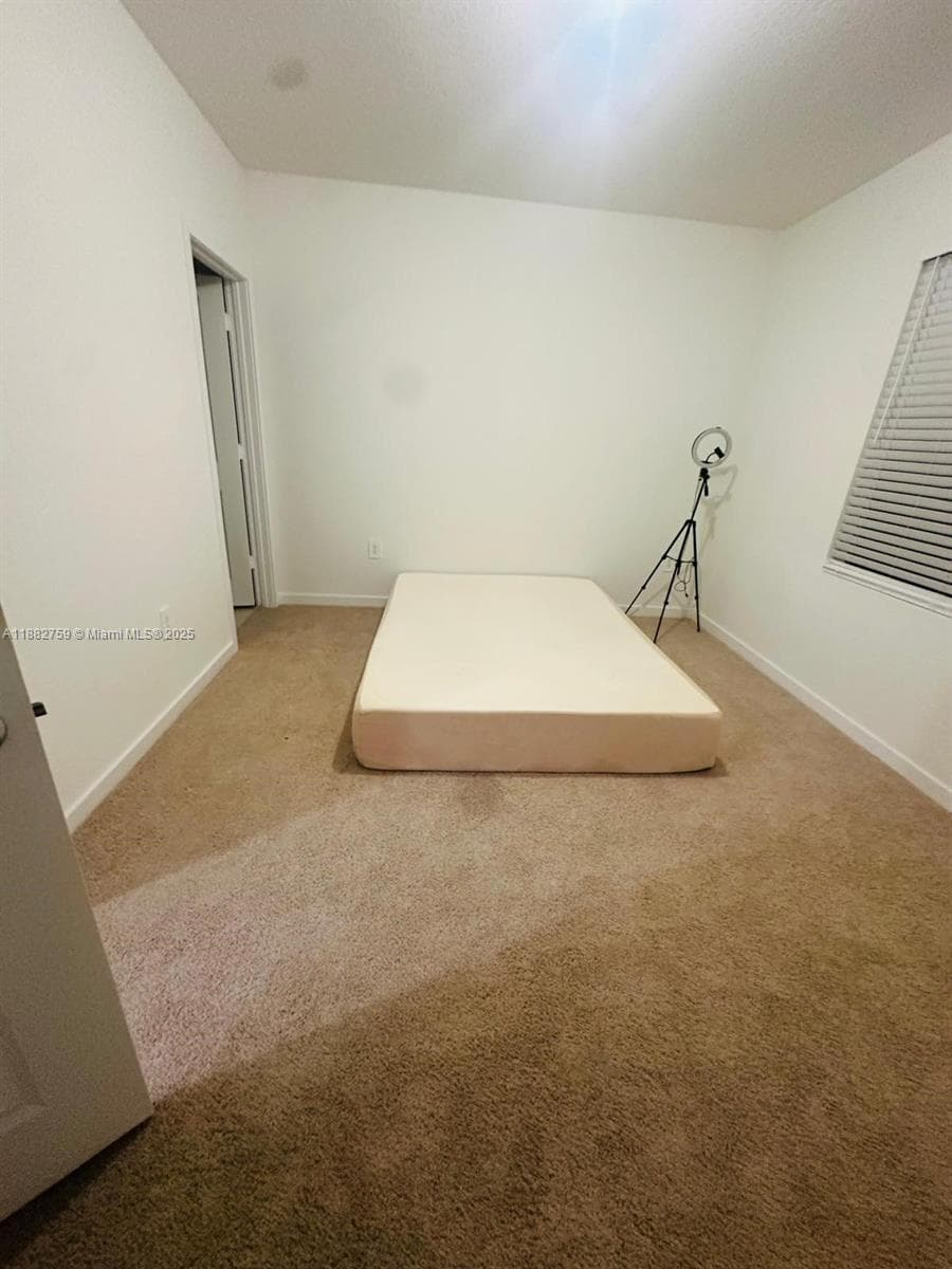 437 NE 13th St, Florida City FL 33034 — 13
