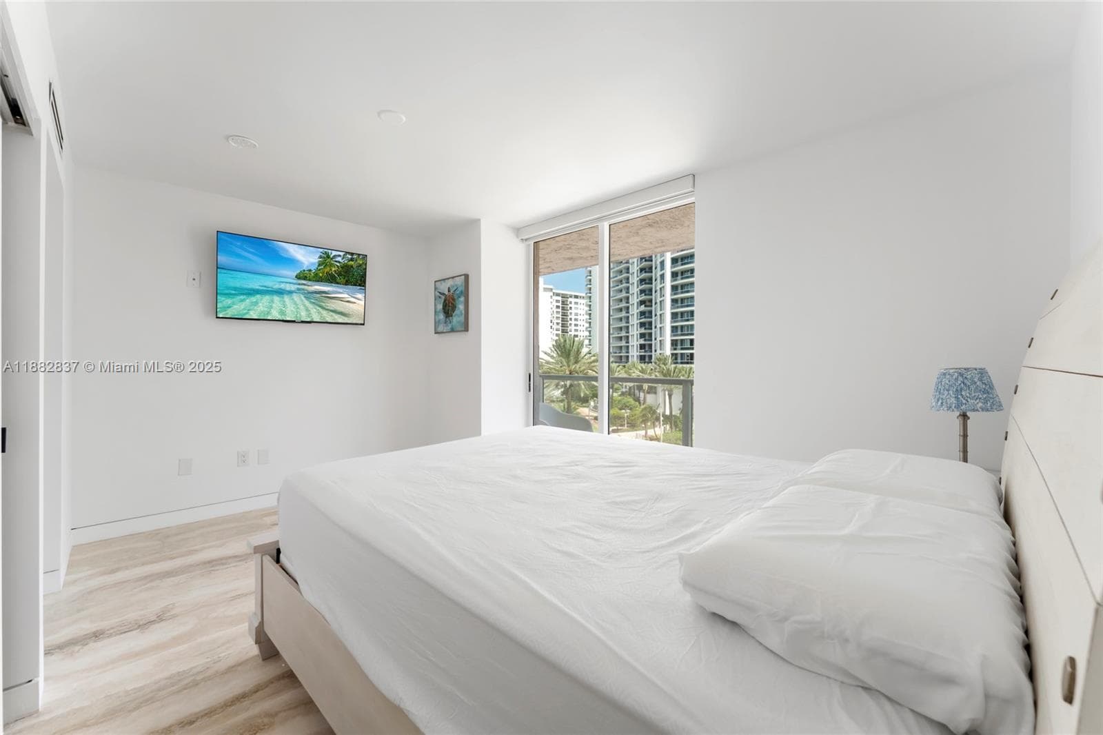 5900 Collins Ave # 604, Miami Beach FL 33140 — 27