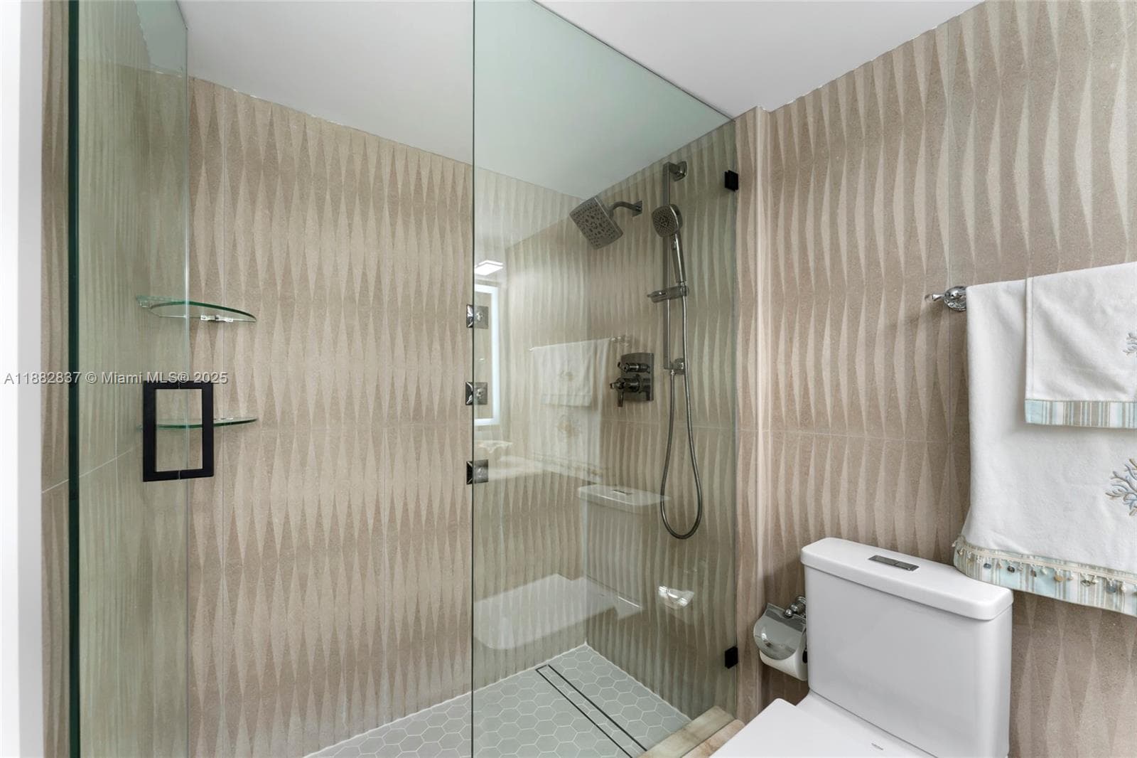 5900 Collins Ave # 604, Miami Beach FL 33140 — 30