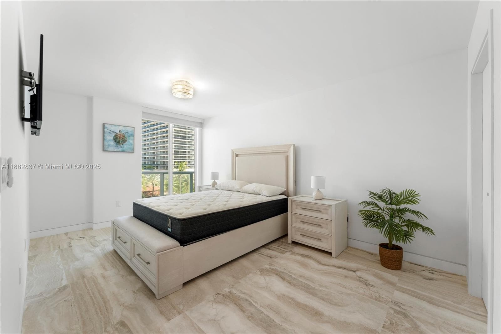 5900 Collins Ave # 604, Miami Beach FL 33140 — 21