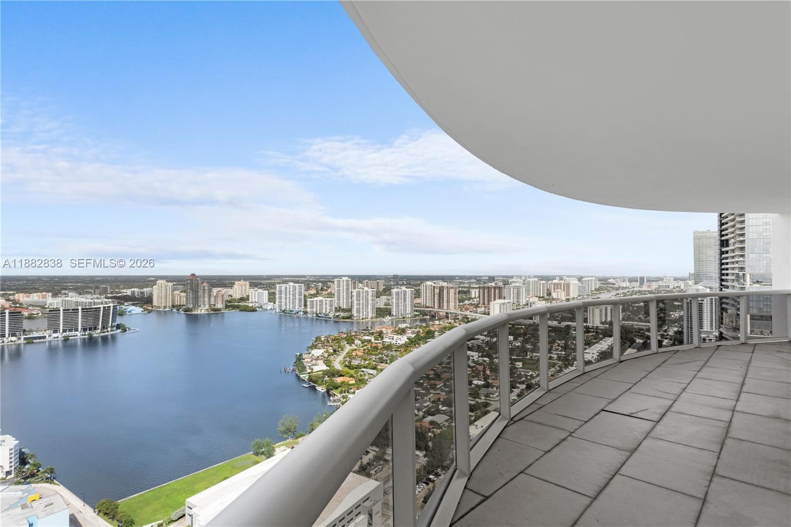 18201 Collins Ave # 5301, Sunny Isles Beach FL 33160 — 5
