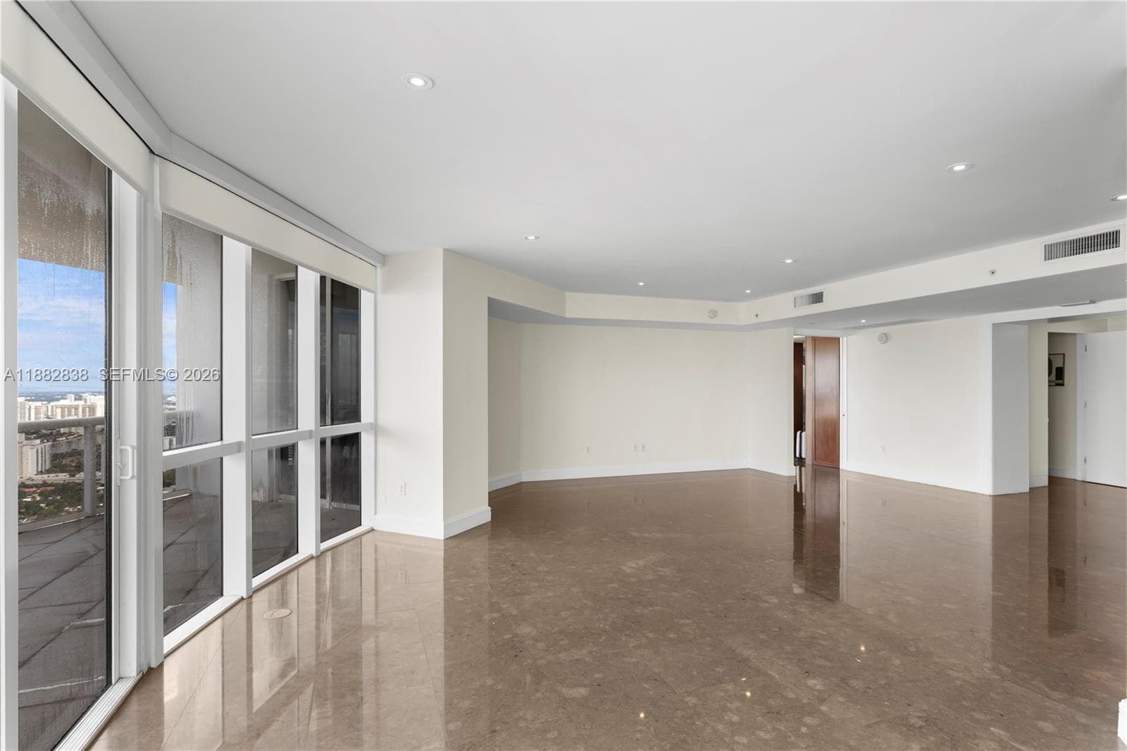 18201 Collins Ave # 5301, Sunny Isles Beach FL 33160 — 10