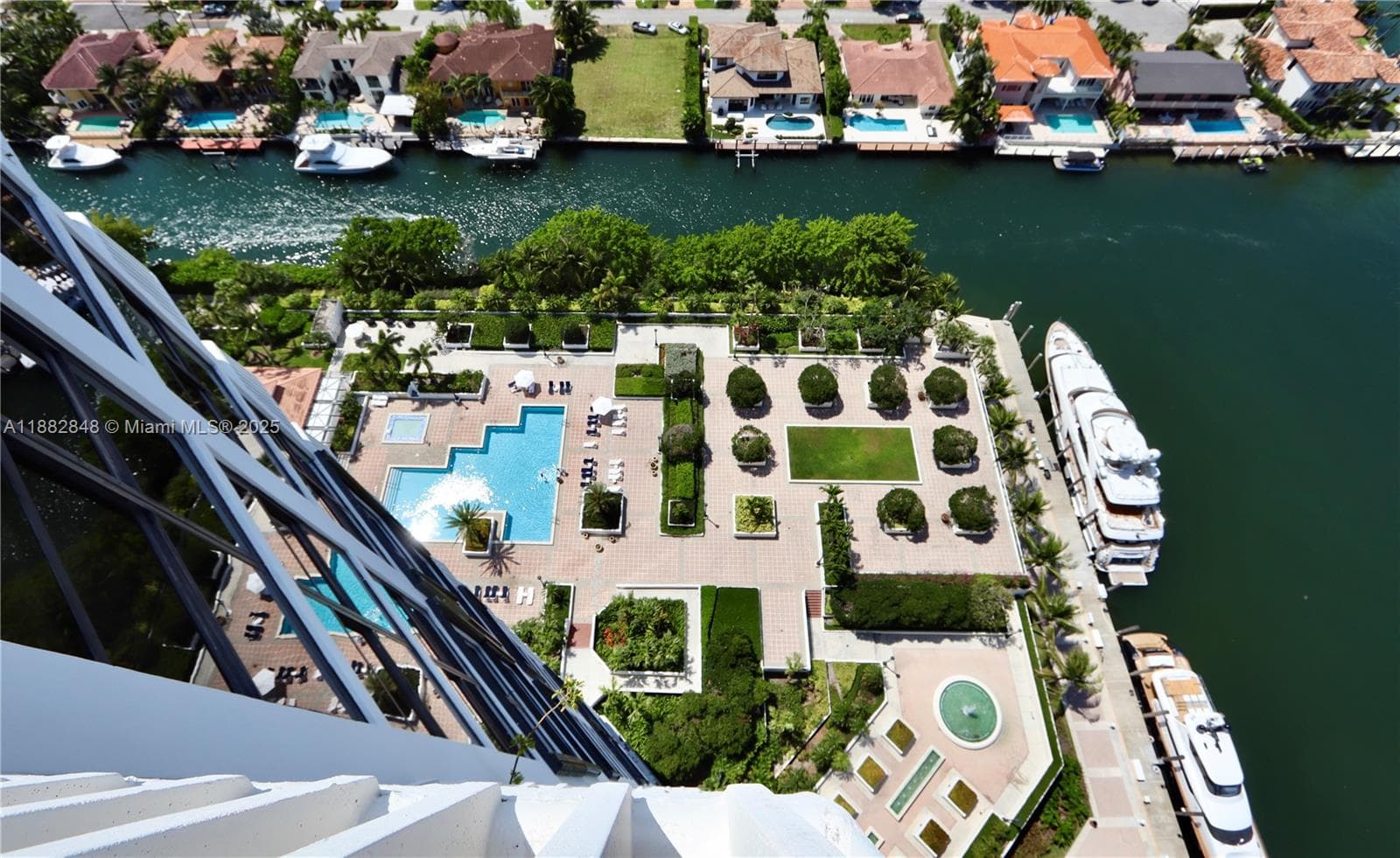 1000 Island Blvd, Aventura FL 33160 — 26