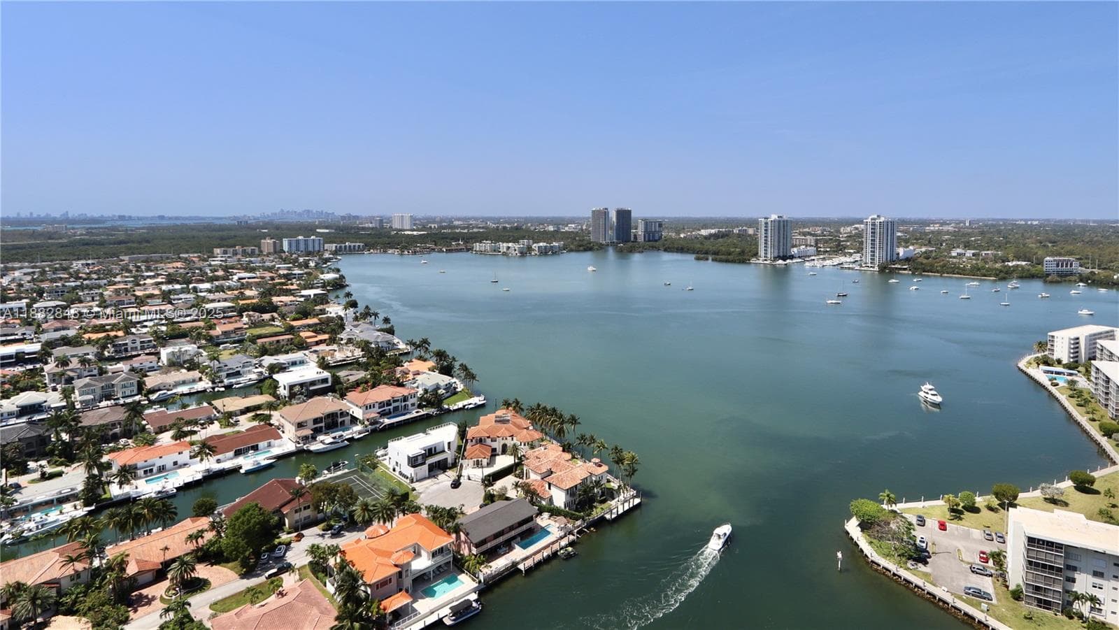 1000 Island Blvd, Aventura FL 33160 — 24