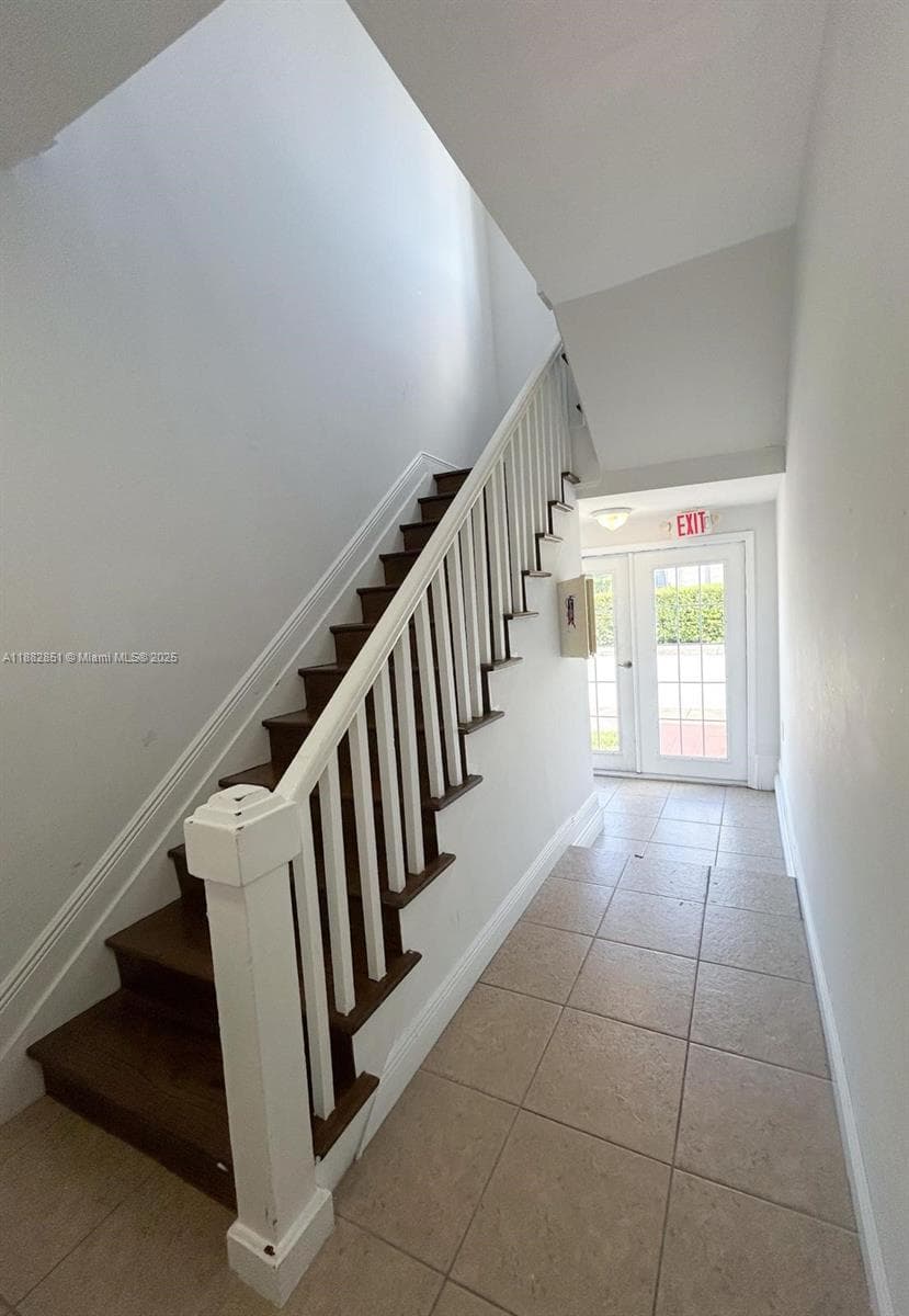 29 Oviedo Ave, Coral Gables FL 33134 — 4