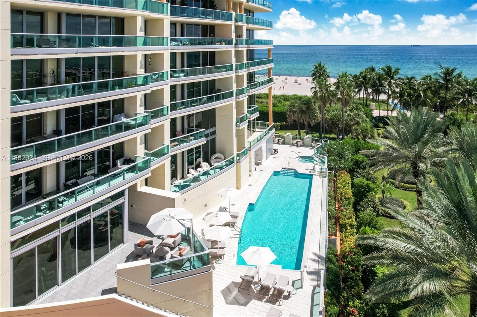 1455 Ocean Dr # 811, Miami Beach FL 33139 — 34