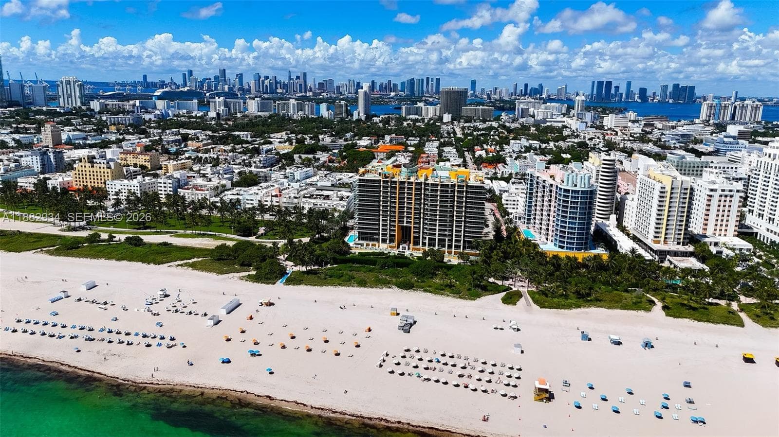 1455 Ocean Dr # 811, Miami Beach FL 33139 — 44