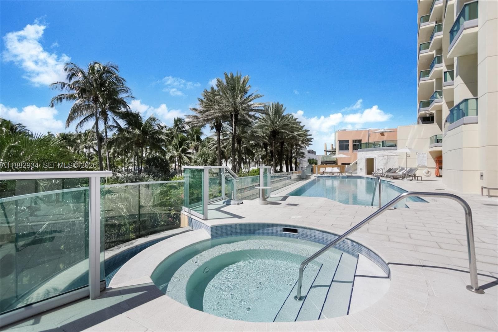 1455 Ocean Dr # 811, Miami Beach FL 33139 — 35