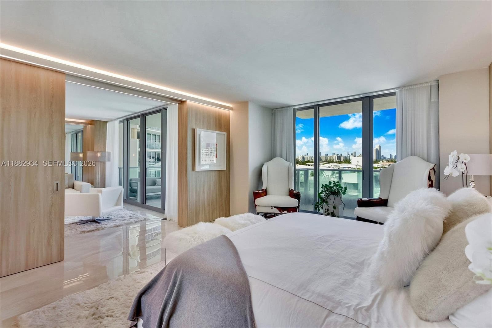1455 Ocean Dr # 811, Miami Beach FL 33139 — 8