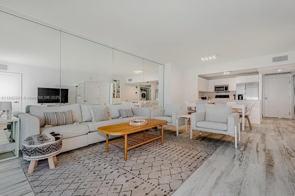 Roney Palace Condo, Miami Beach, FL — 16