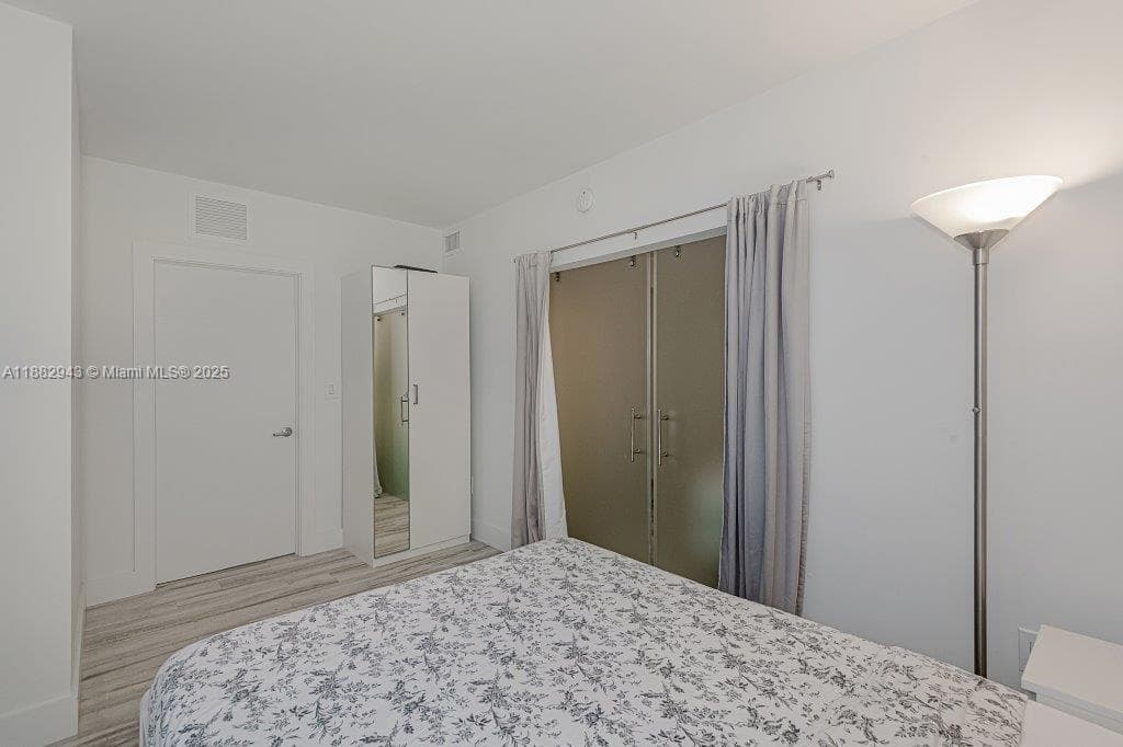 Roney Palace Condo, Miami Beach, FL — 28