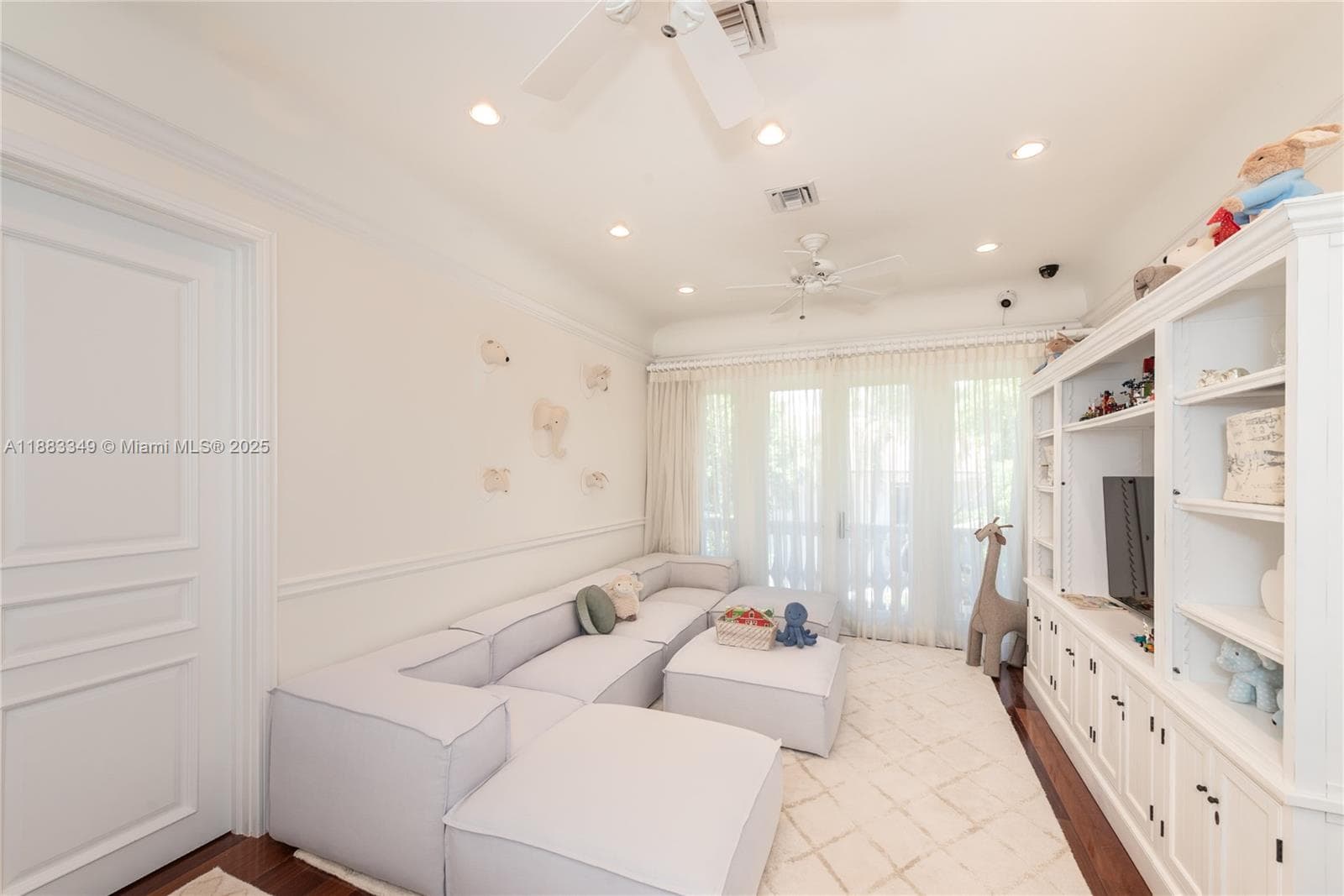 260 Cape Florida Dr, Key Biscayne FL 33149 — 17