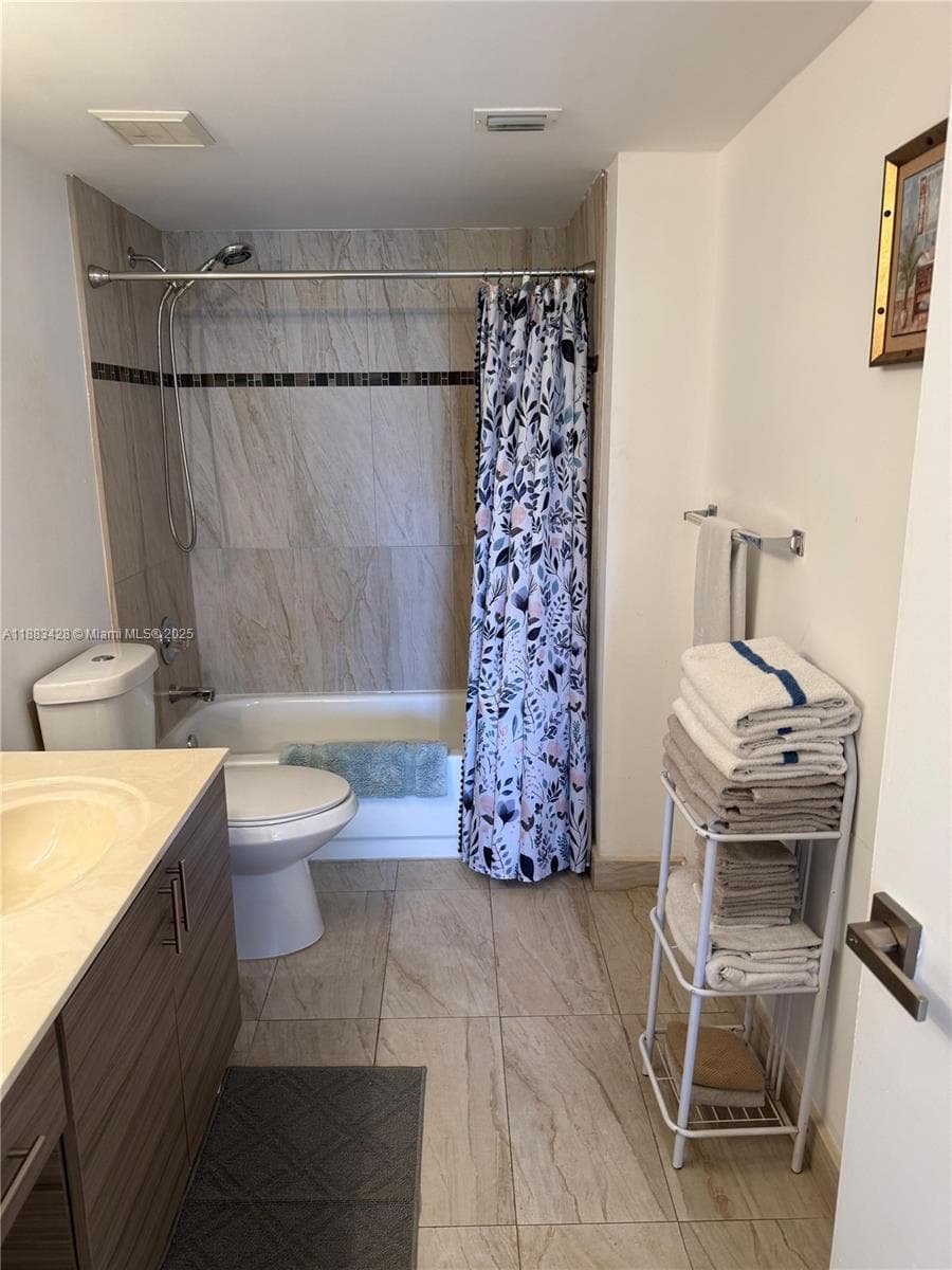 17801 N Bay Rd # 505, Sunny Isles Beach FL 33160 — 17
