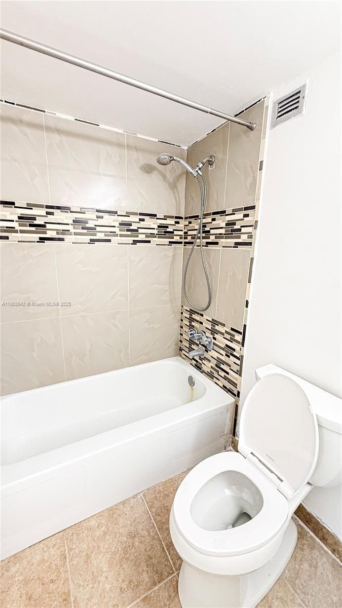 1351 NE Miami Gardens Dr # 1701E, Miami FL 33179 — 11