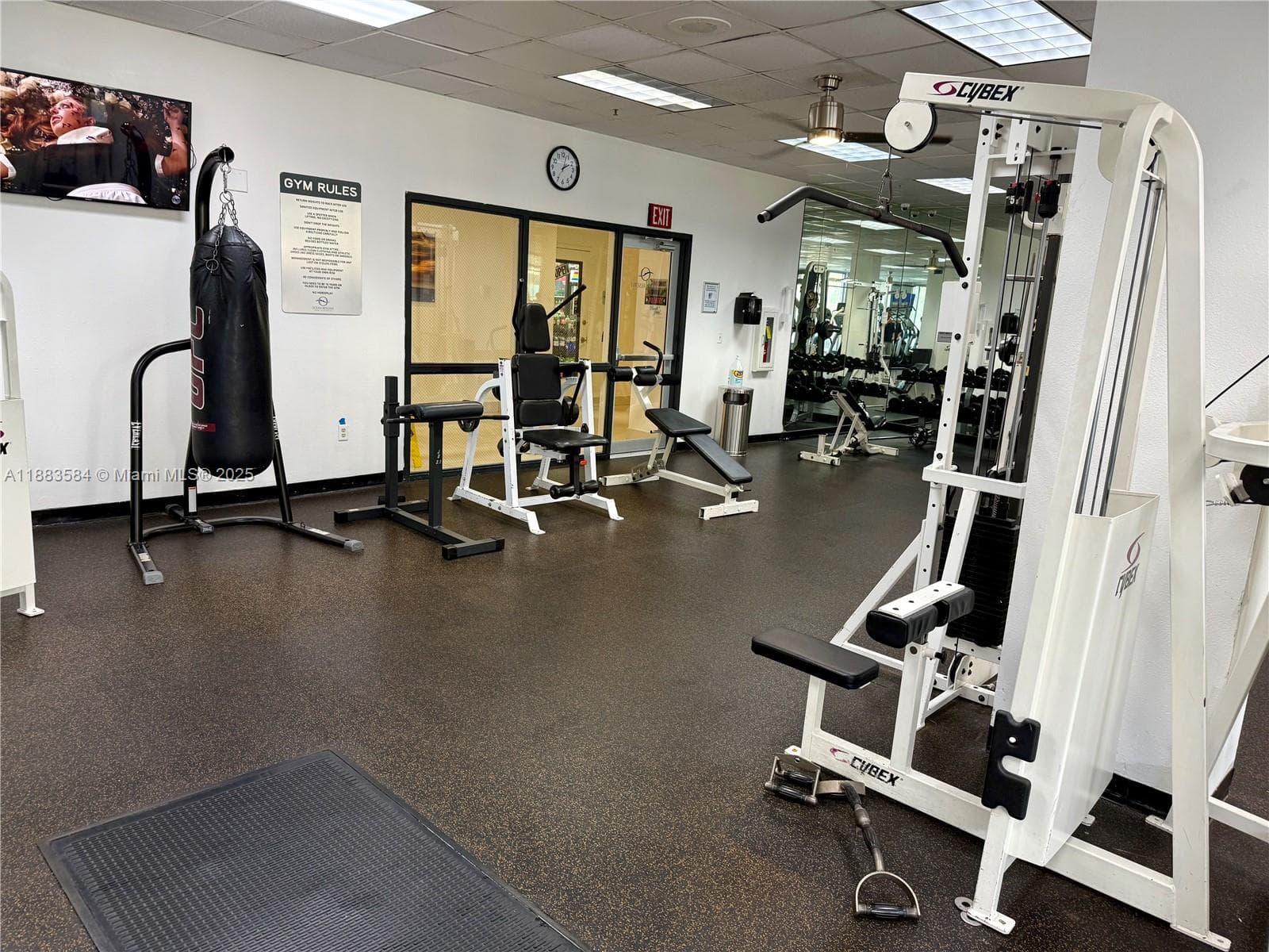 19370 Collins Ave # 620, Sunny Isles Beach FL 33160 — 34