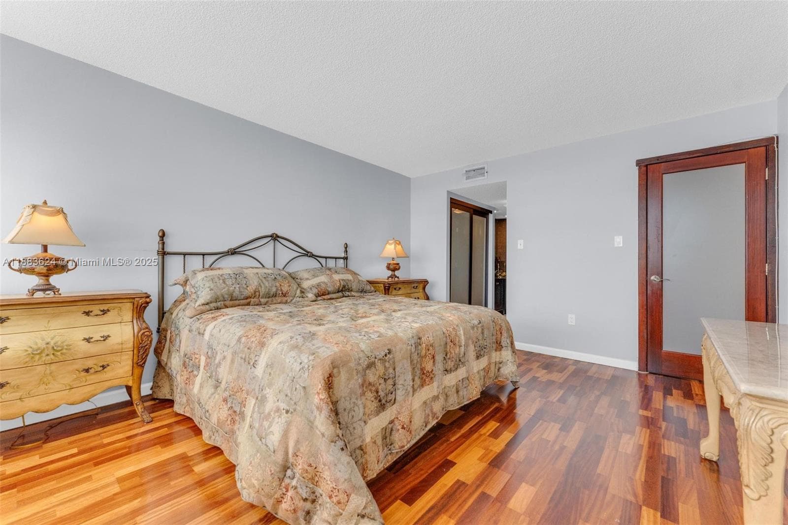 18021 Biscayne Blvd # 1503, Aventura FL 33160 — 17