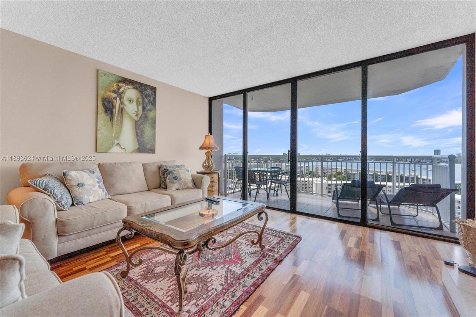 18021 Biscayne Blvd # 1503, Aventura FL 33160 — 28