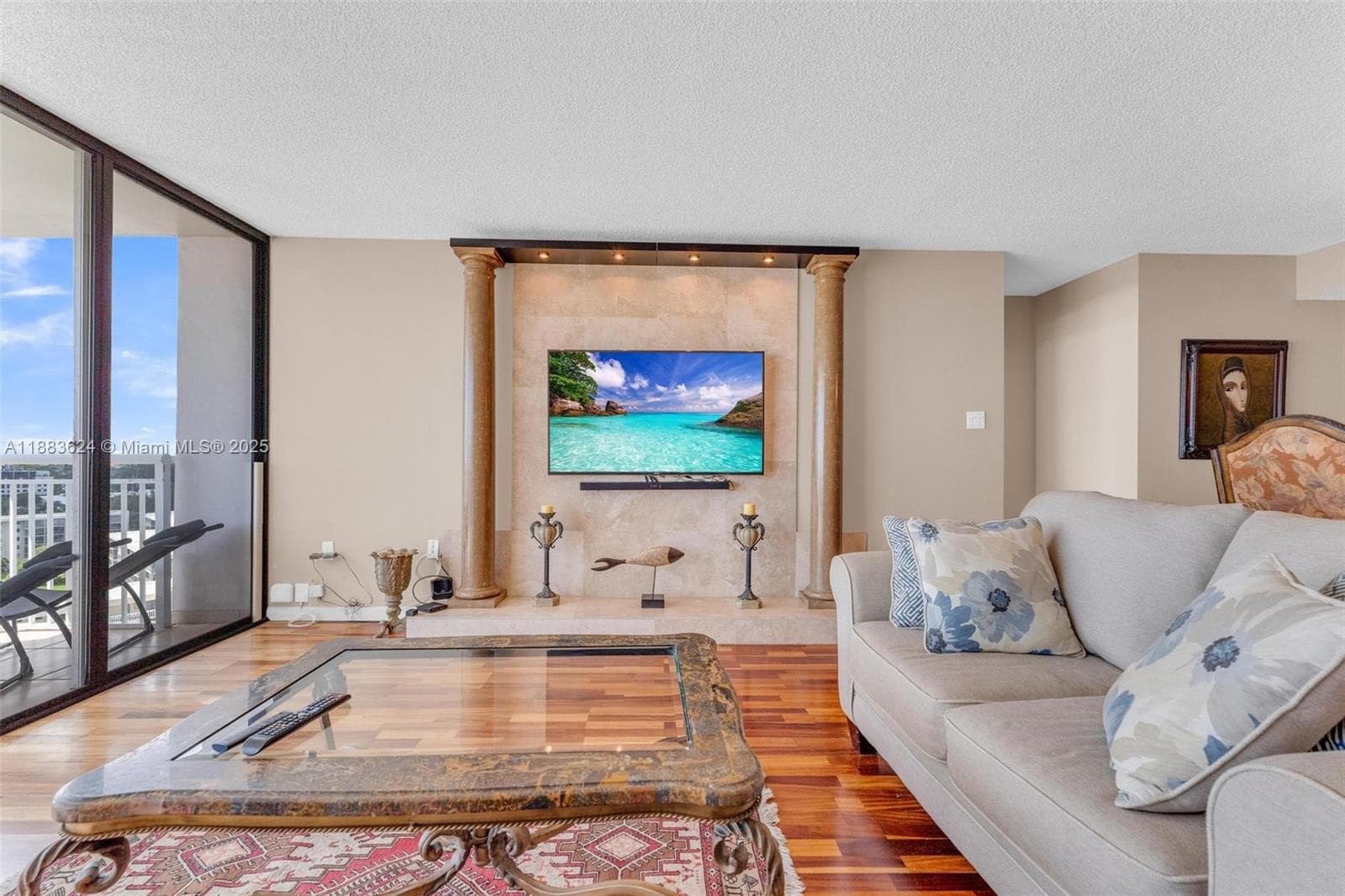 18021 Biscayne Blvd # 1503, Aventura FL 33160 — 31