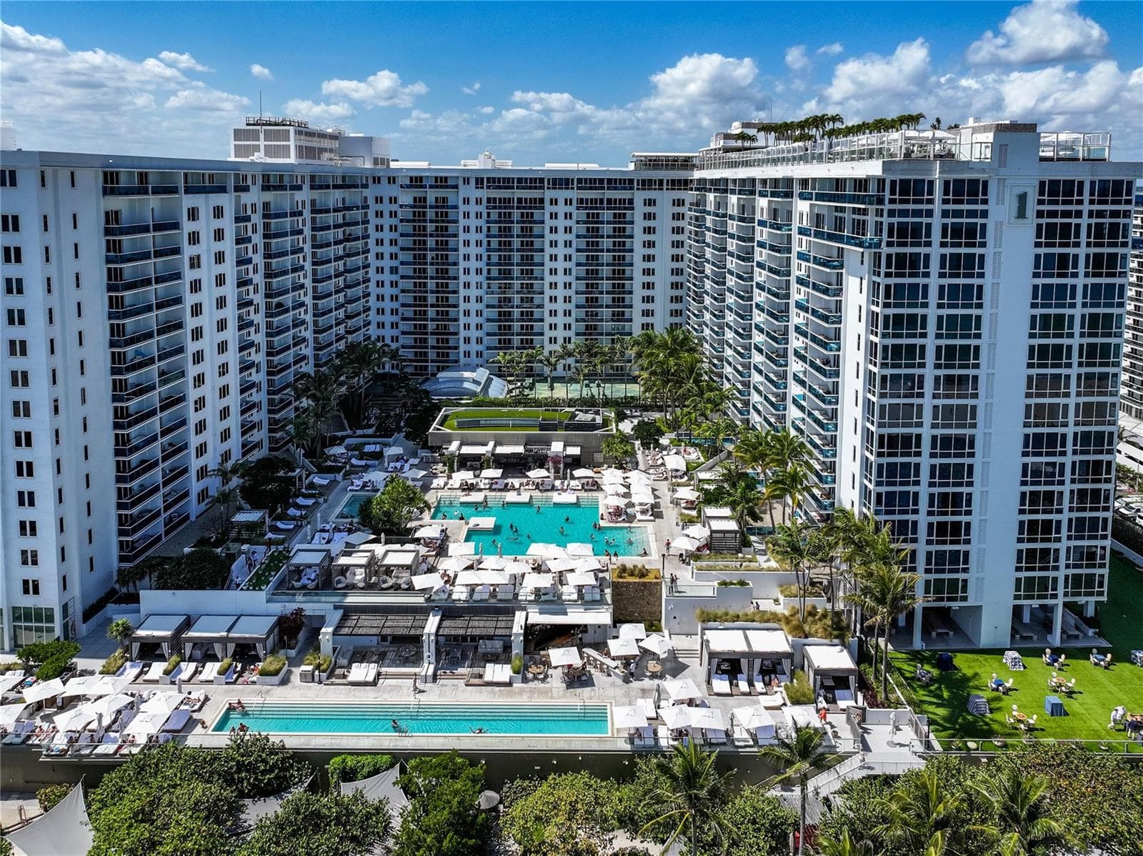 2301 Collins Avenue # 1015, Miami Beach FL 33139 — 2