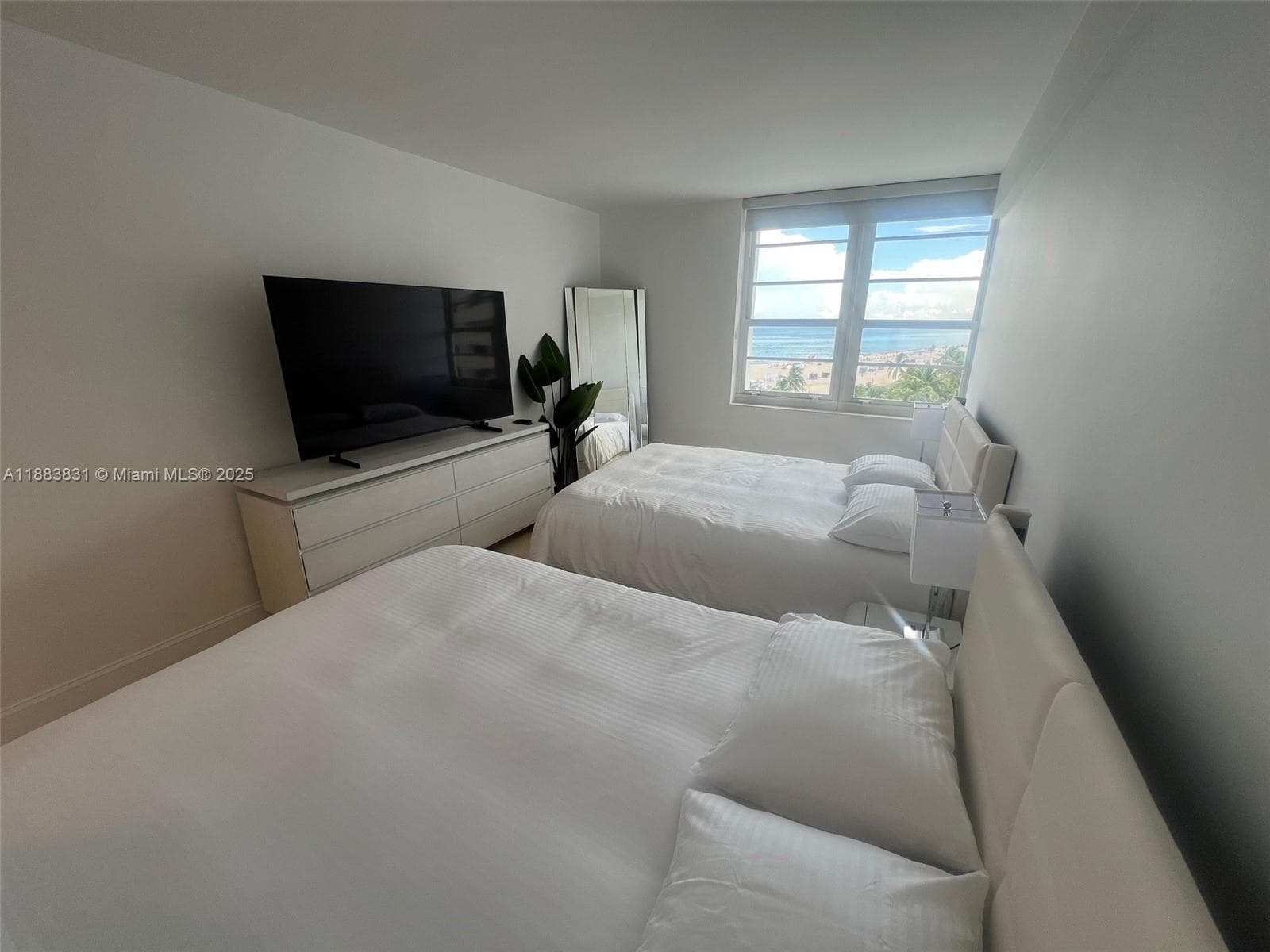 100 Lincoln Rd # 848, Miami Beach FL 33139 — 27