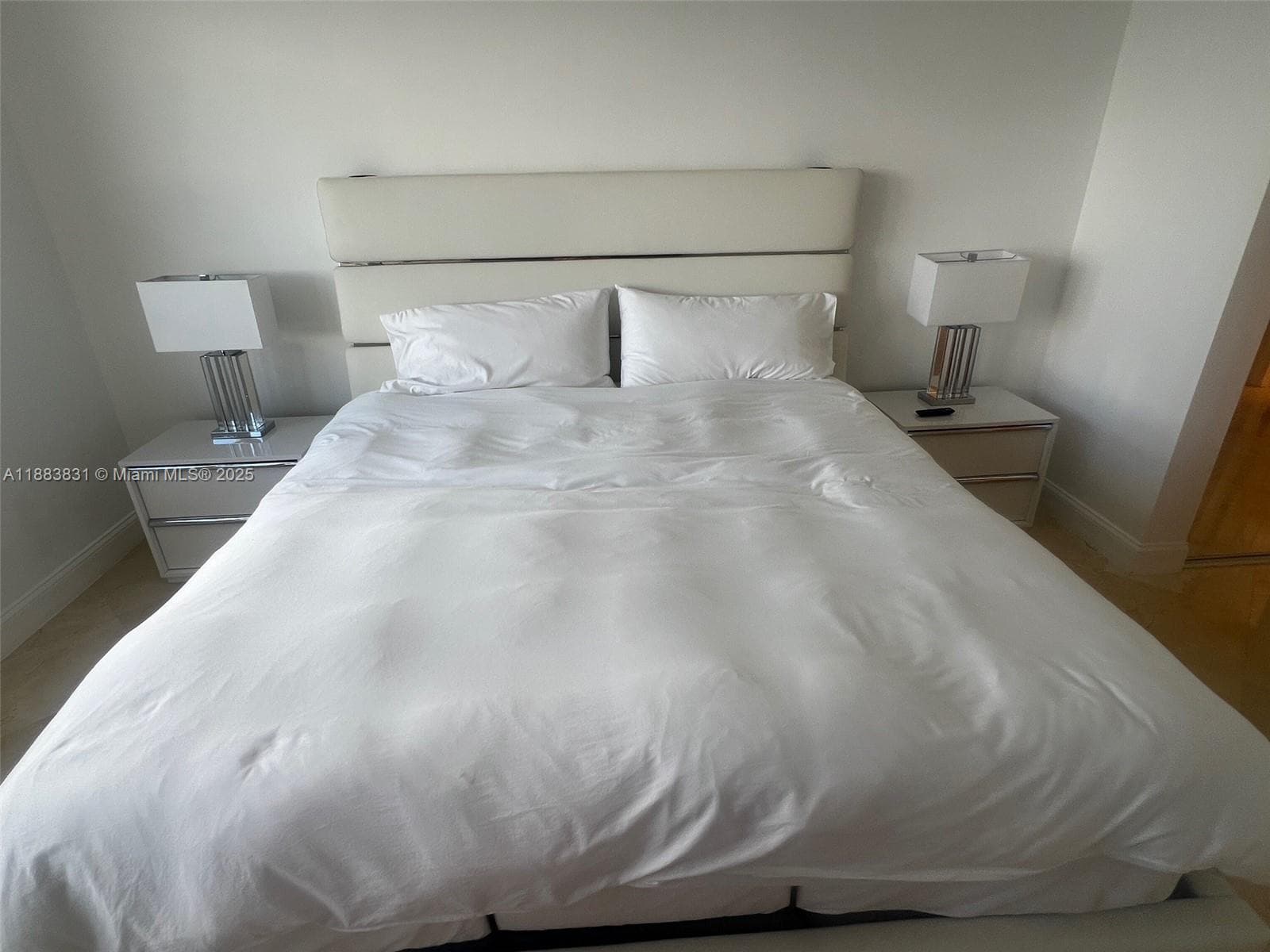 100 Lincoln Rd # 848, Miami Beach FL 33139 — 18