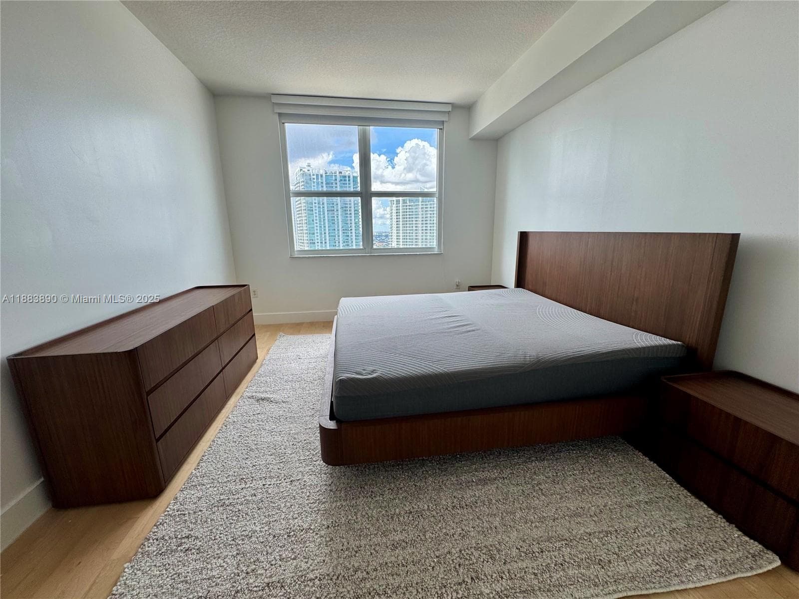 31 SE 5th St # 3817, Miami FL 33131 — 9