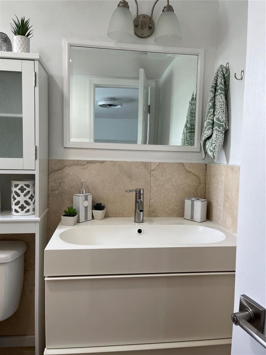 11685 Canal Drive # 304, North Miami FL 33181 — 21