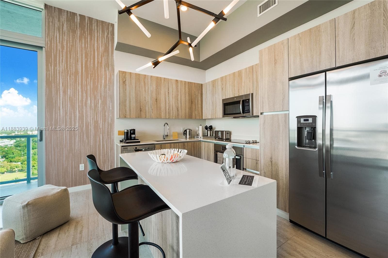 Quadro Condo, Miami, FL — 2