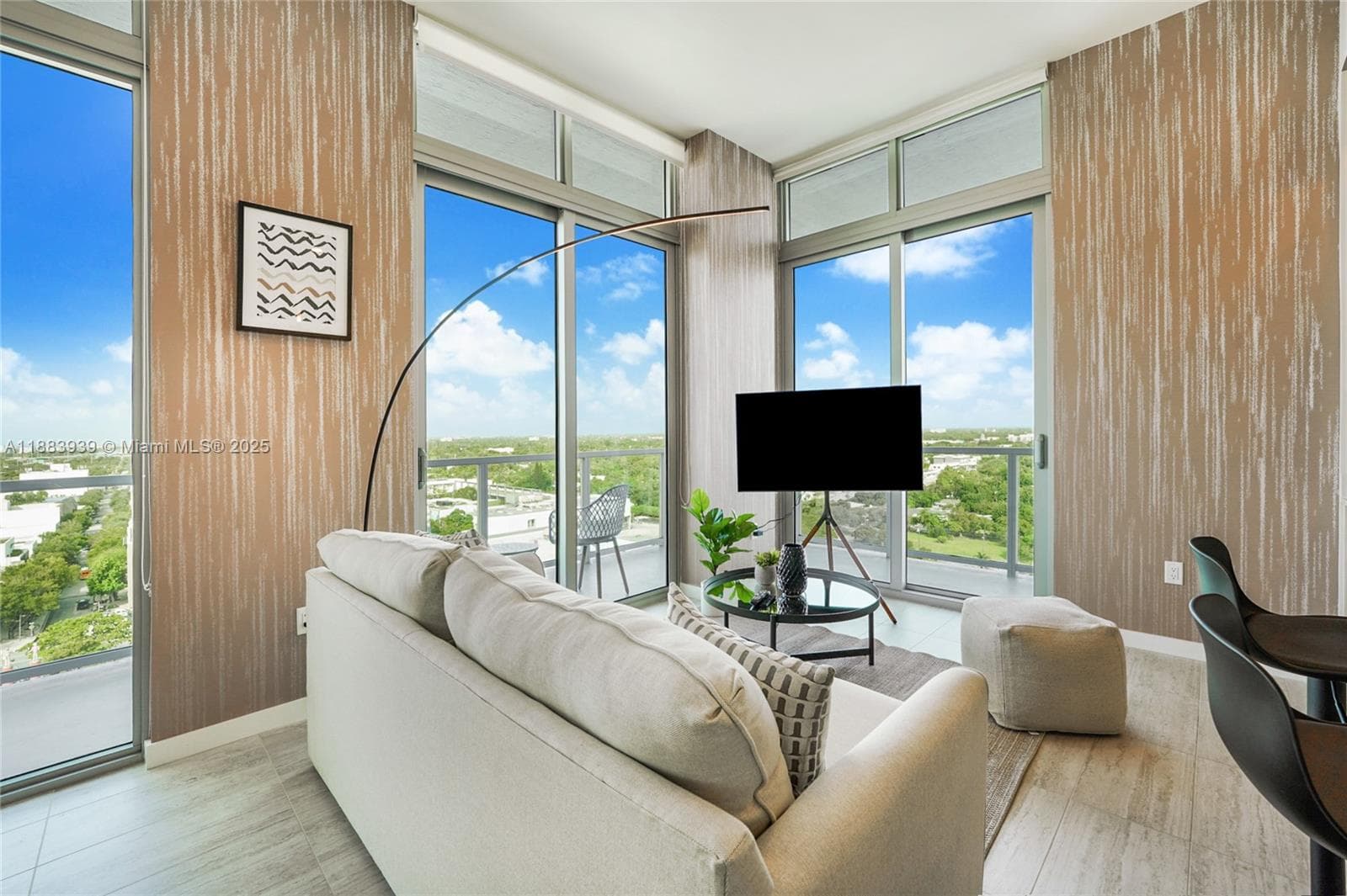 Quadro Condo, Miami, FL — 3