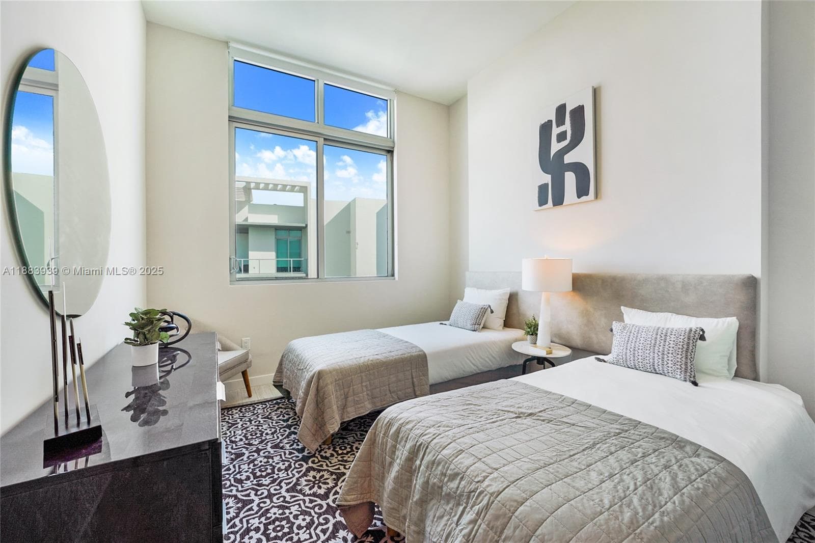 Quadro Condo, Miami, FL — 9