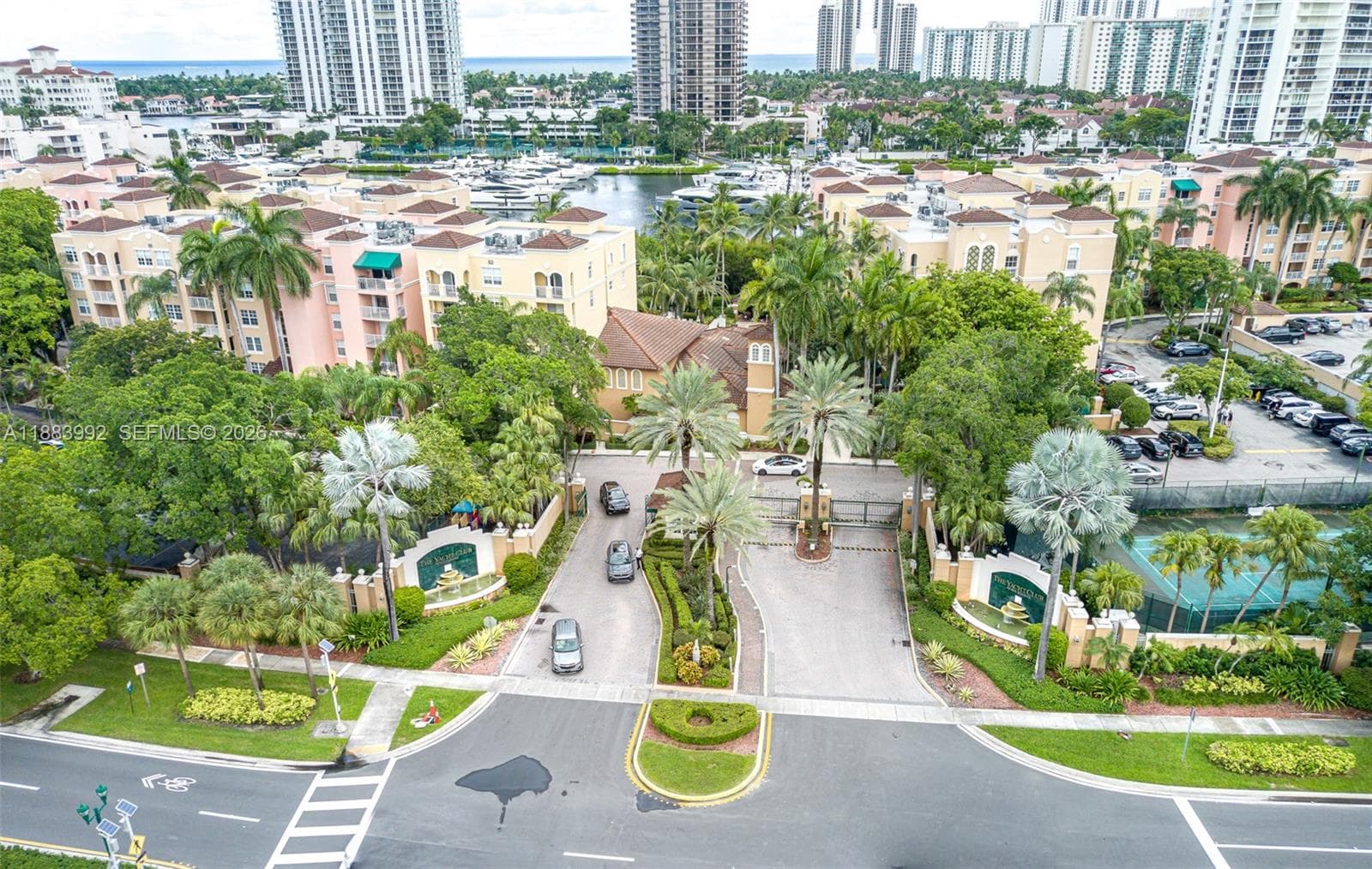 19601 E Country Club Dr # 7308, Aventura FL 33180 — 2