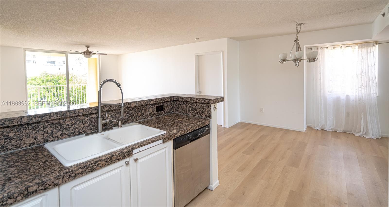 19601 E Country Club Dr # 7308, Aventura FL 33180 — 7