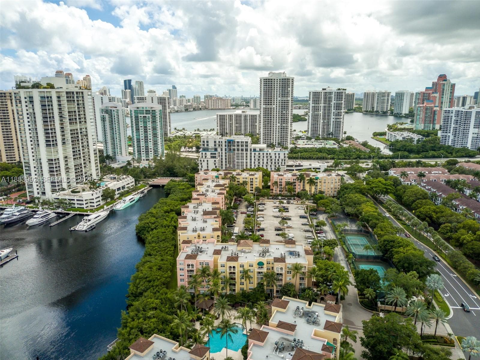 19601 E Country Club Dr # 7308, Aventura FL 33180 — 55