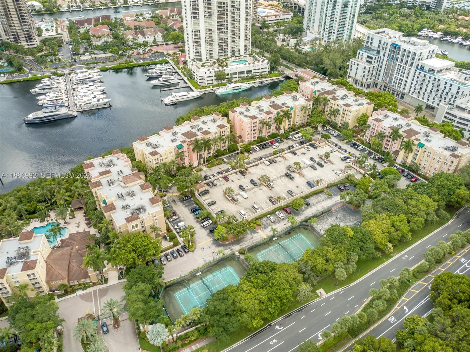 19601 E Country Club Dr # 7308, Aventura FL 33180 — 54