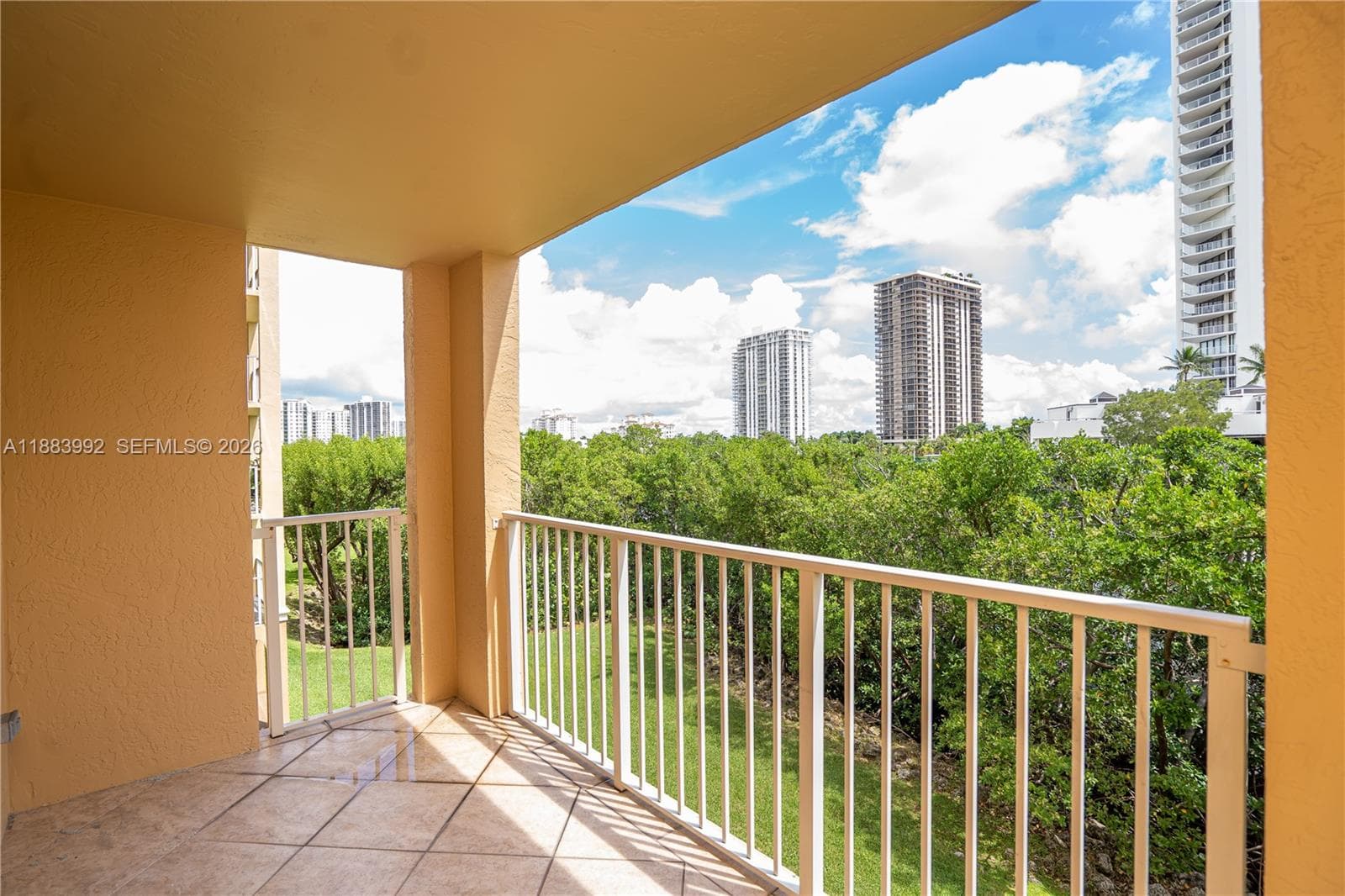 19601 E Country Club Dr # 7308, Aventura FL 33180 — 15