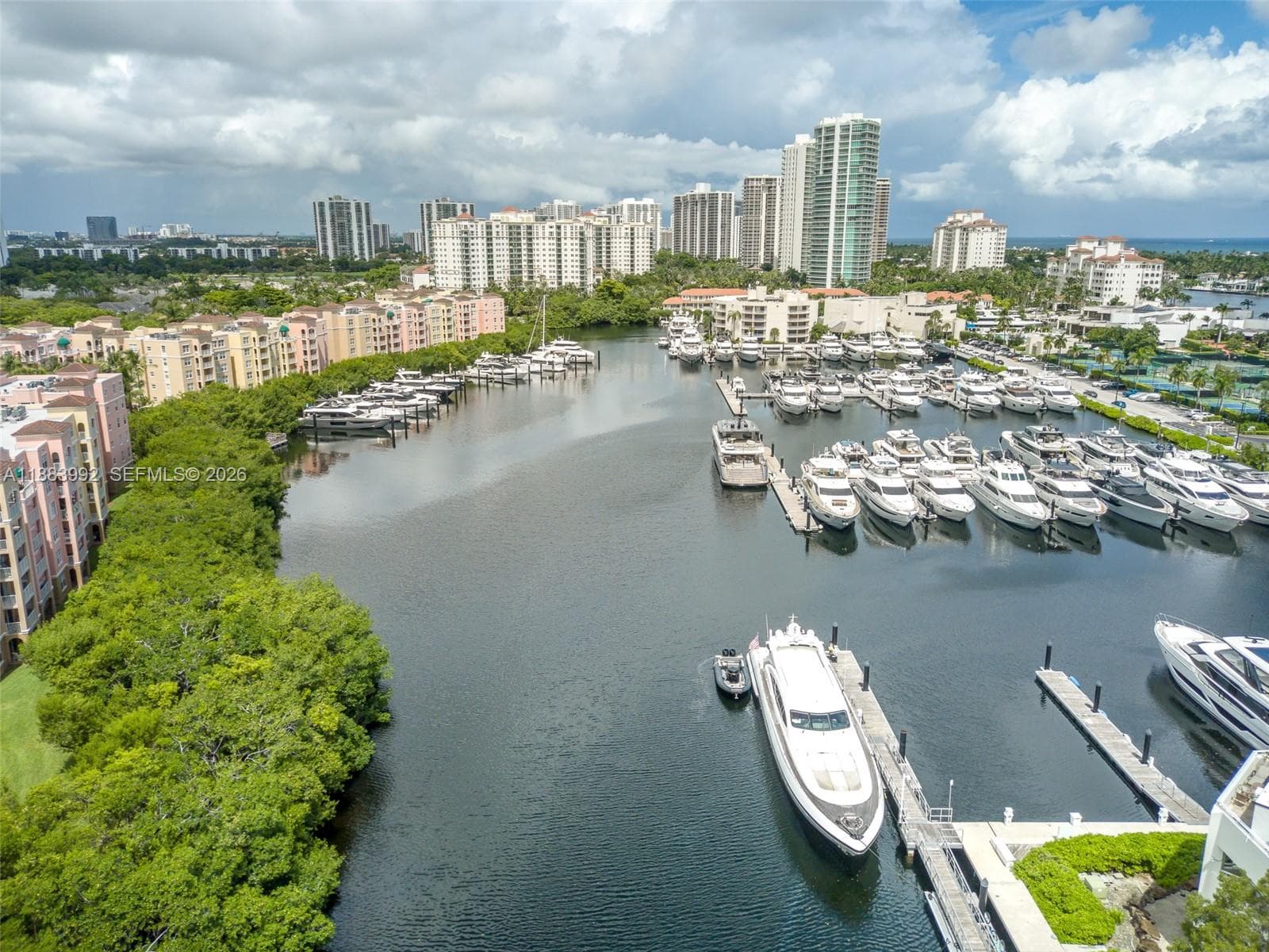 19601 E Country Club Dr # 7308, Aventura FL 33180 — 19