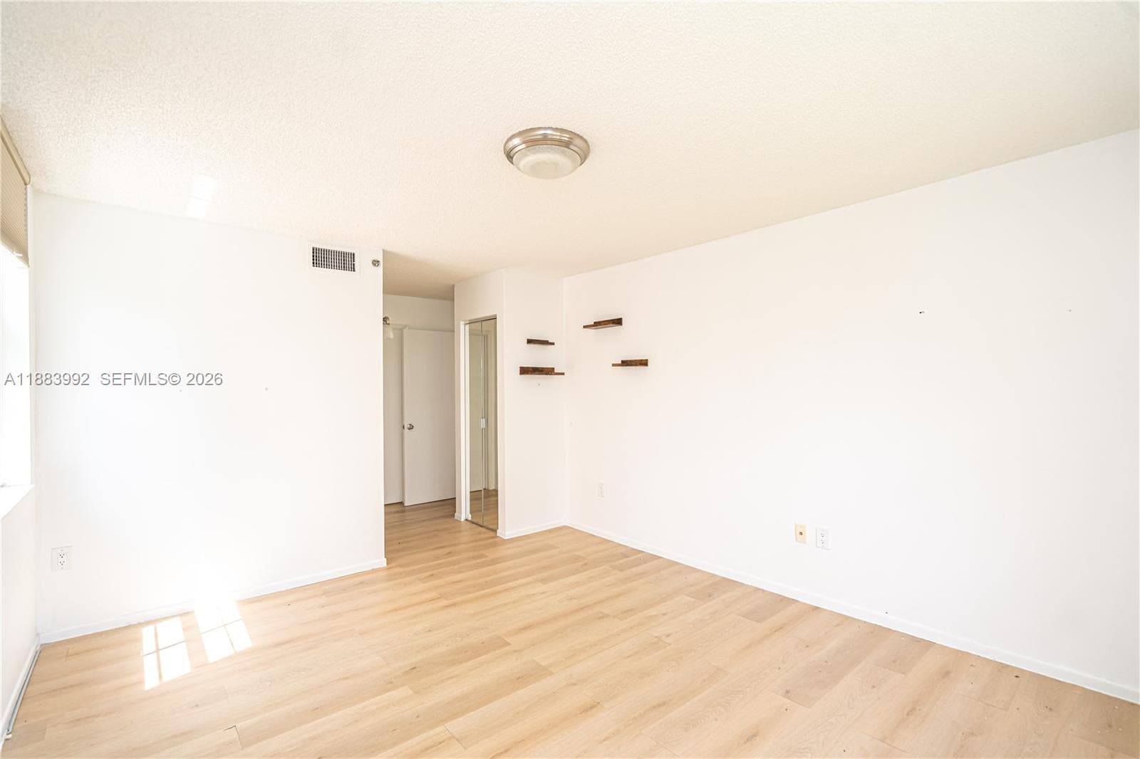 19601 E Country Club Dr # 7308, Aventura FL 33180 — 35
