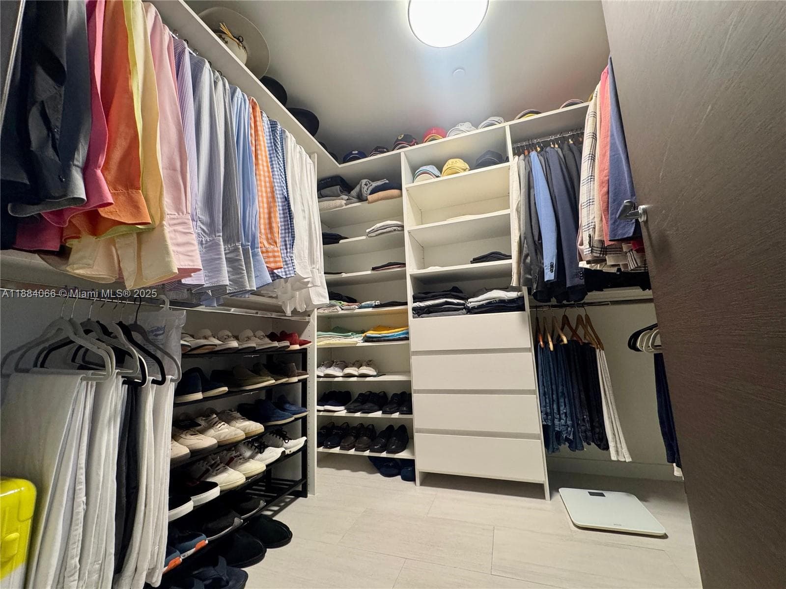 1000 Brickell Plz # 3302, Miami FL 33131 — 22