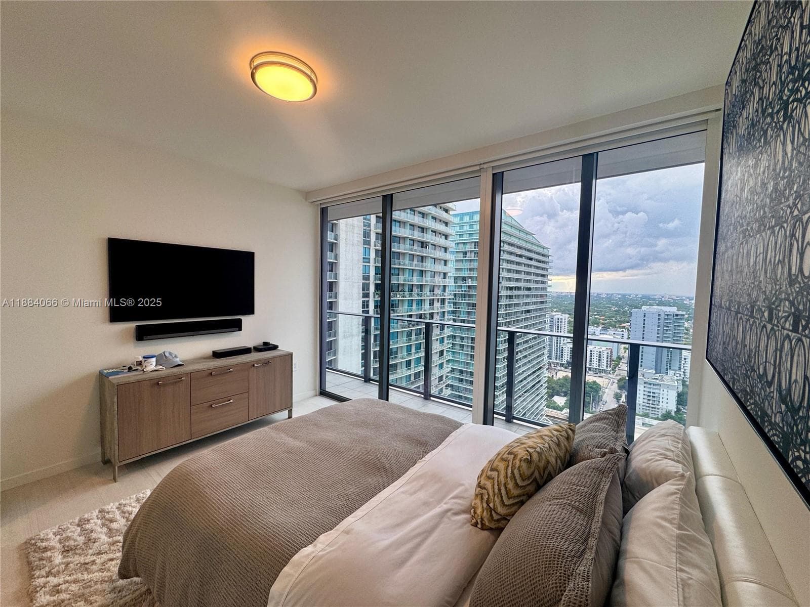 1000 Brickell Plz # 3302, Miami FL 33131 — 20