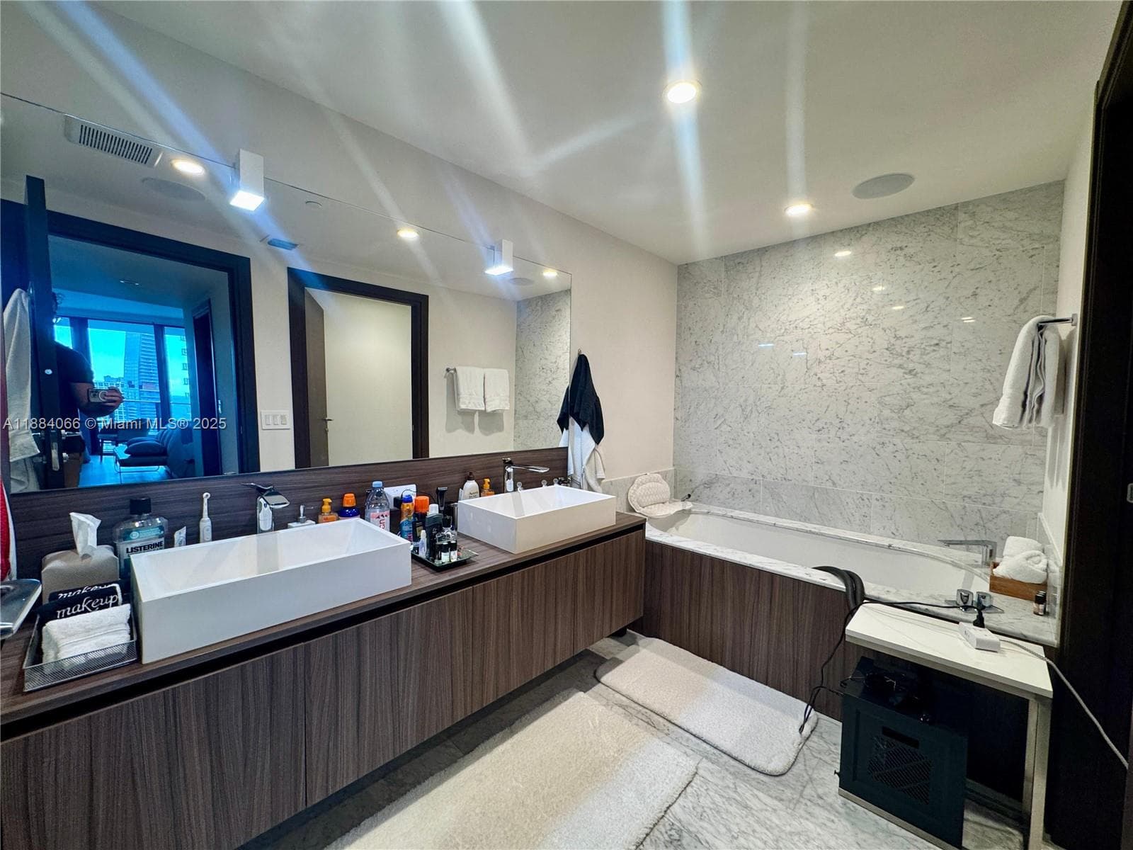 1000 Brickell Plz # 3302, Miami FL 33131 — 24
