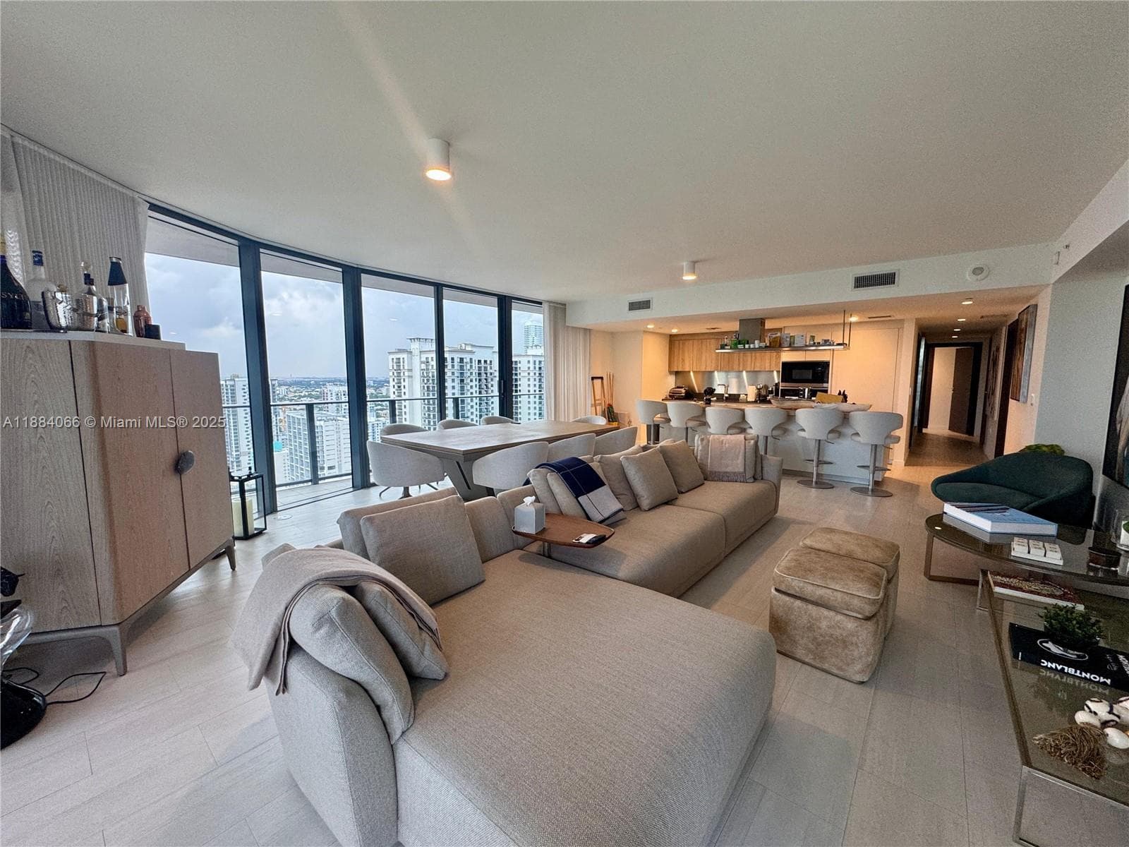 1000 Brickell Plz # 3302, Miami FL 33131 — 15