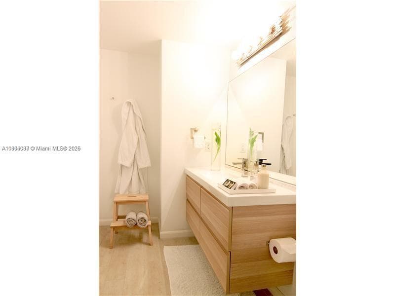 1250 S Miami Ave # 901, Miami FL 33130 — 10